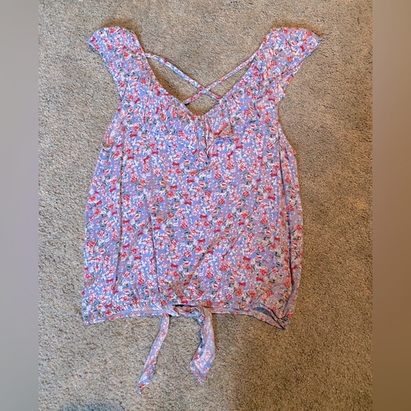 Floral top with tie - Picture 2 of 3